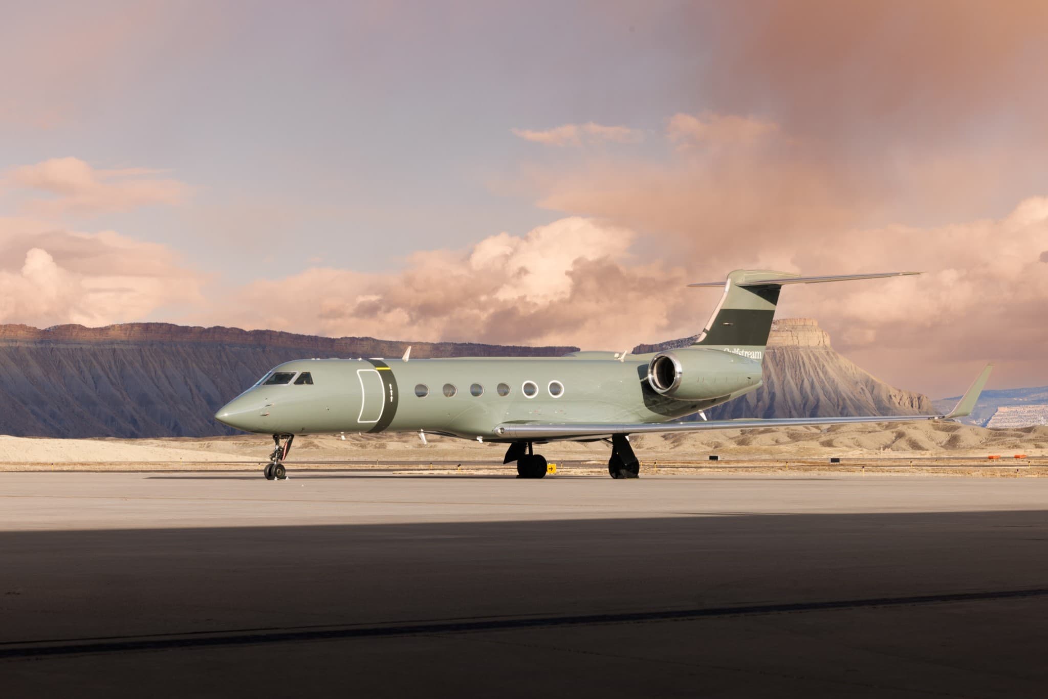 1998 Gulfstream GV - Photo 10