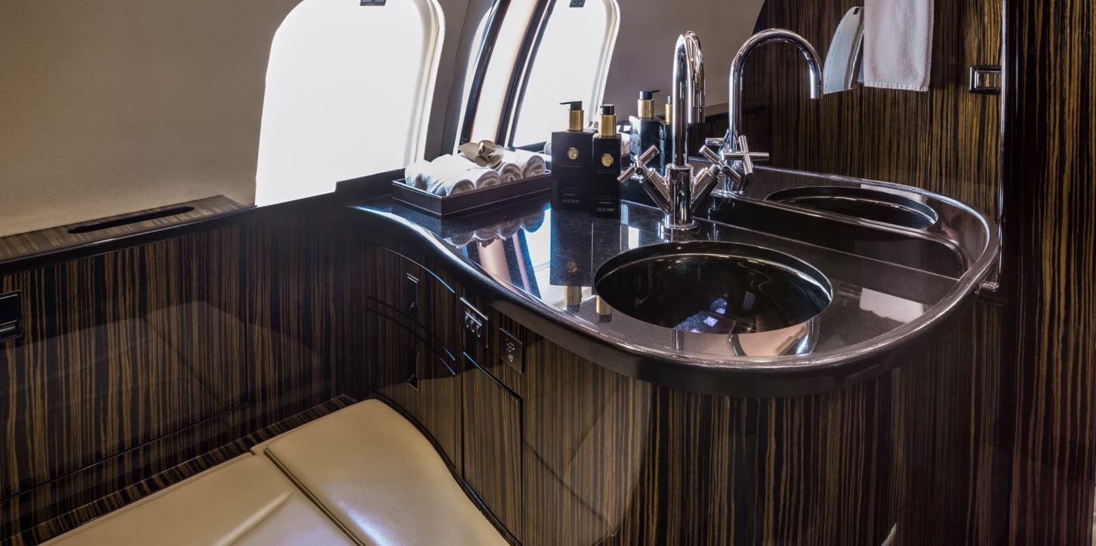 2010 Bombardier Global 5000 - Photo 11