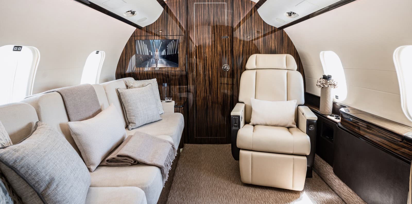 2010 Bombardier Global 5000 - Photo 8