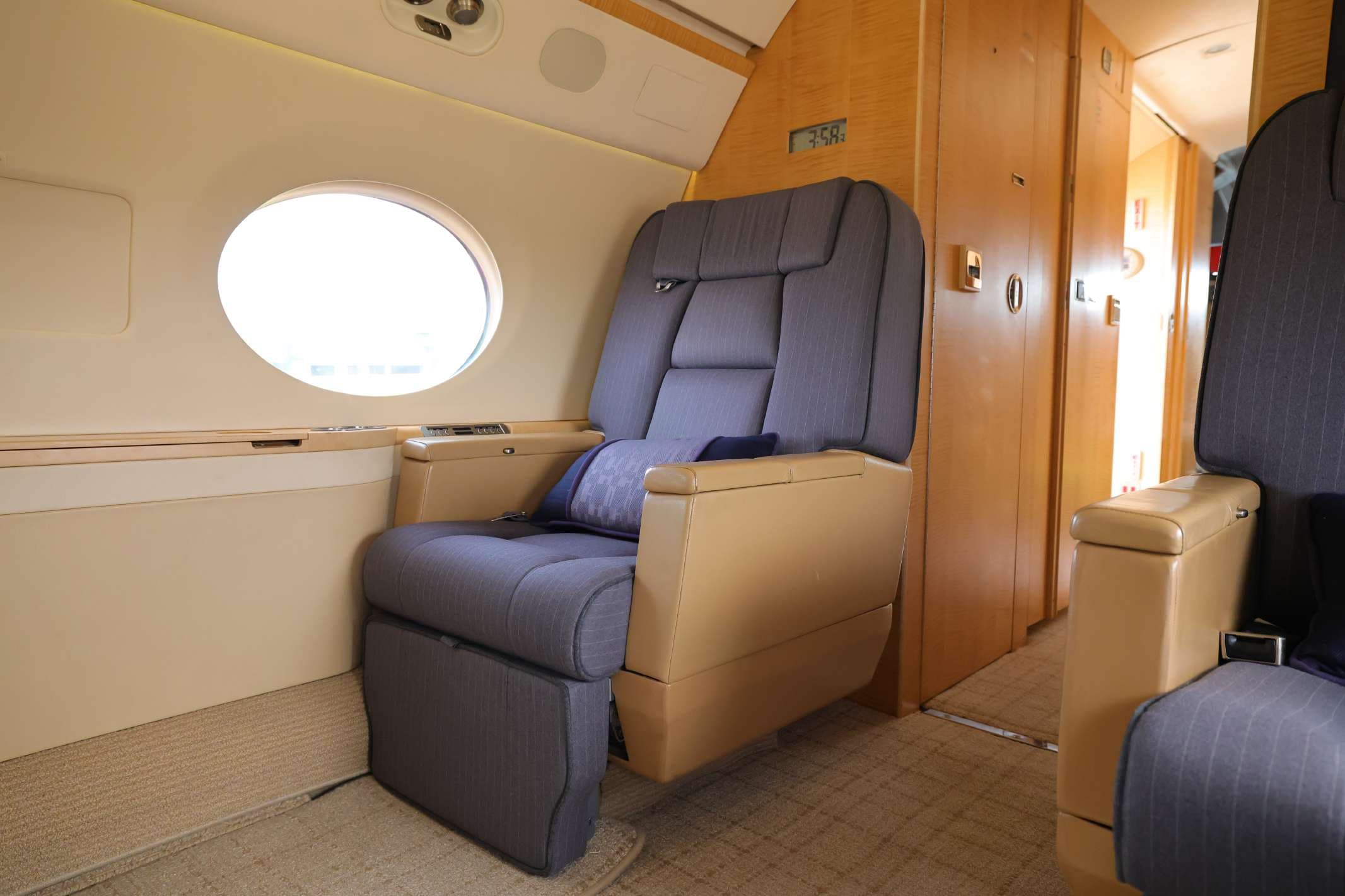 2005 Gulfstream G550 - Photo 14