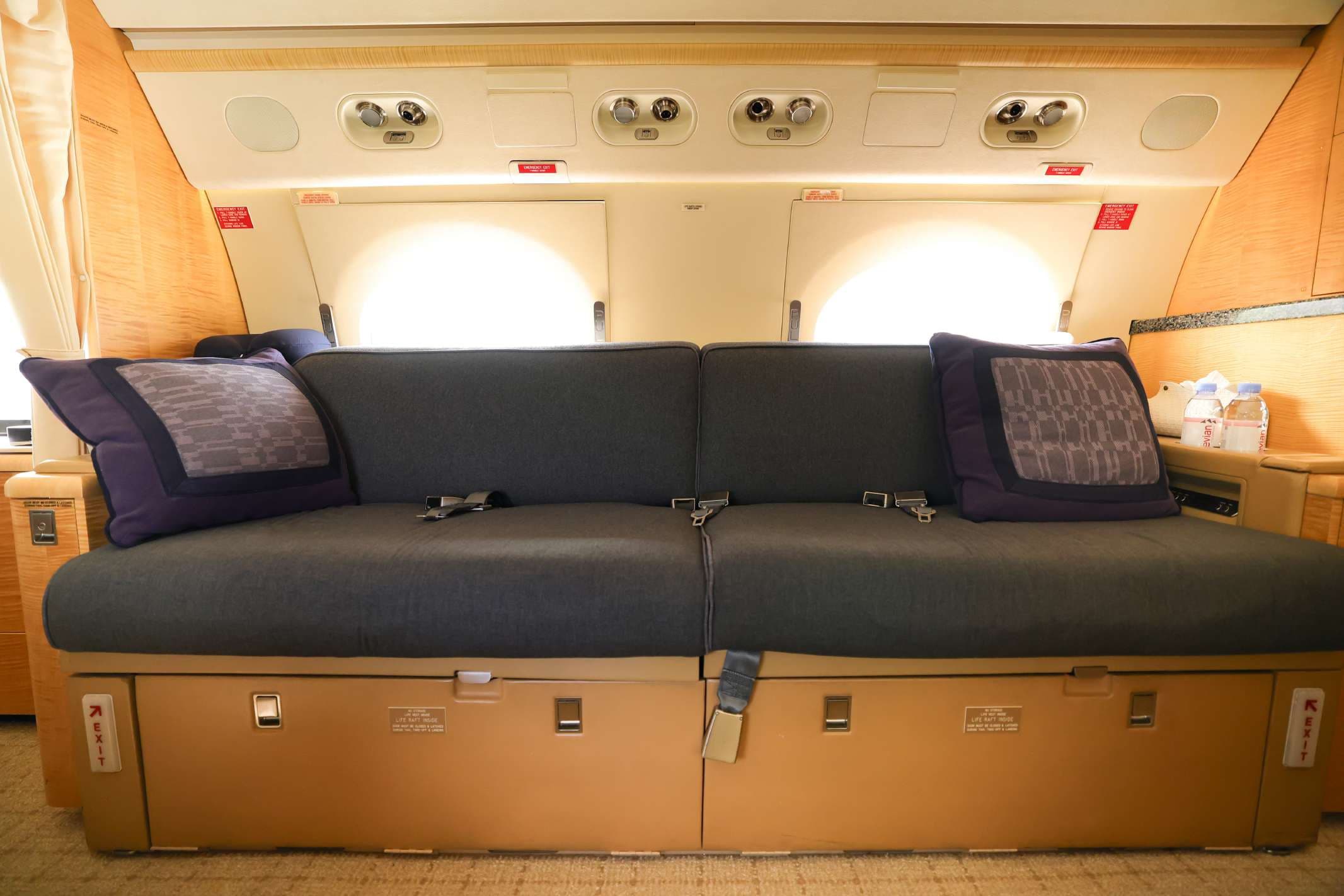 2005 Gulfstream G550 - Photo 27