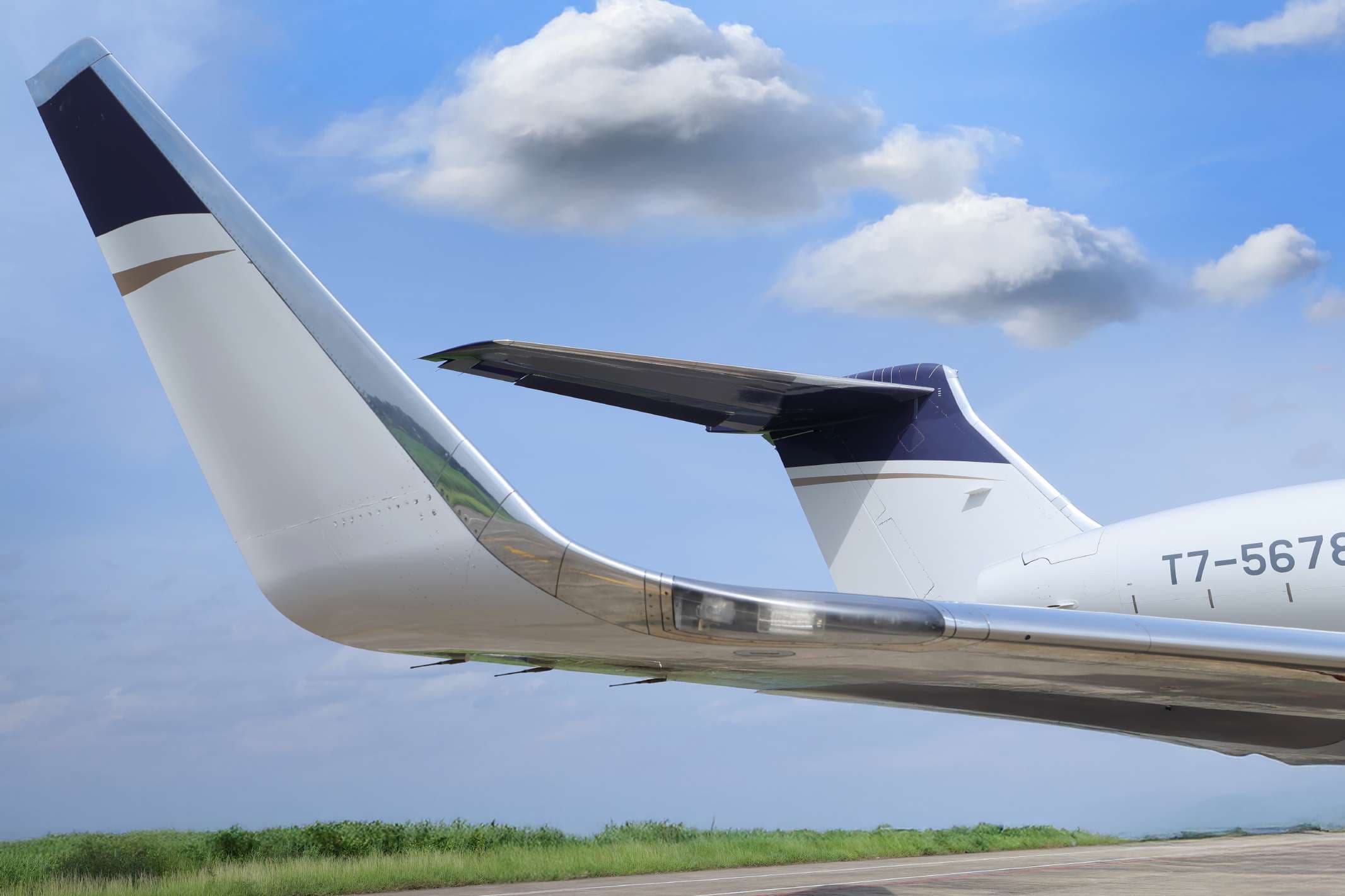 2005 Gulfstream G550 - Photo 7