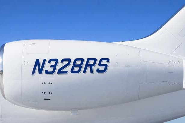 2013 Bombardier Challenger 300 - Photo 17