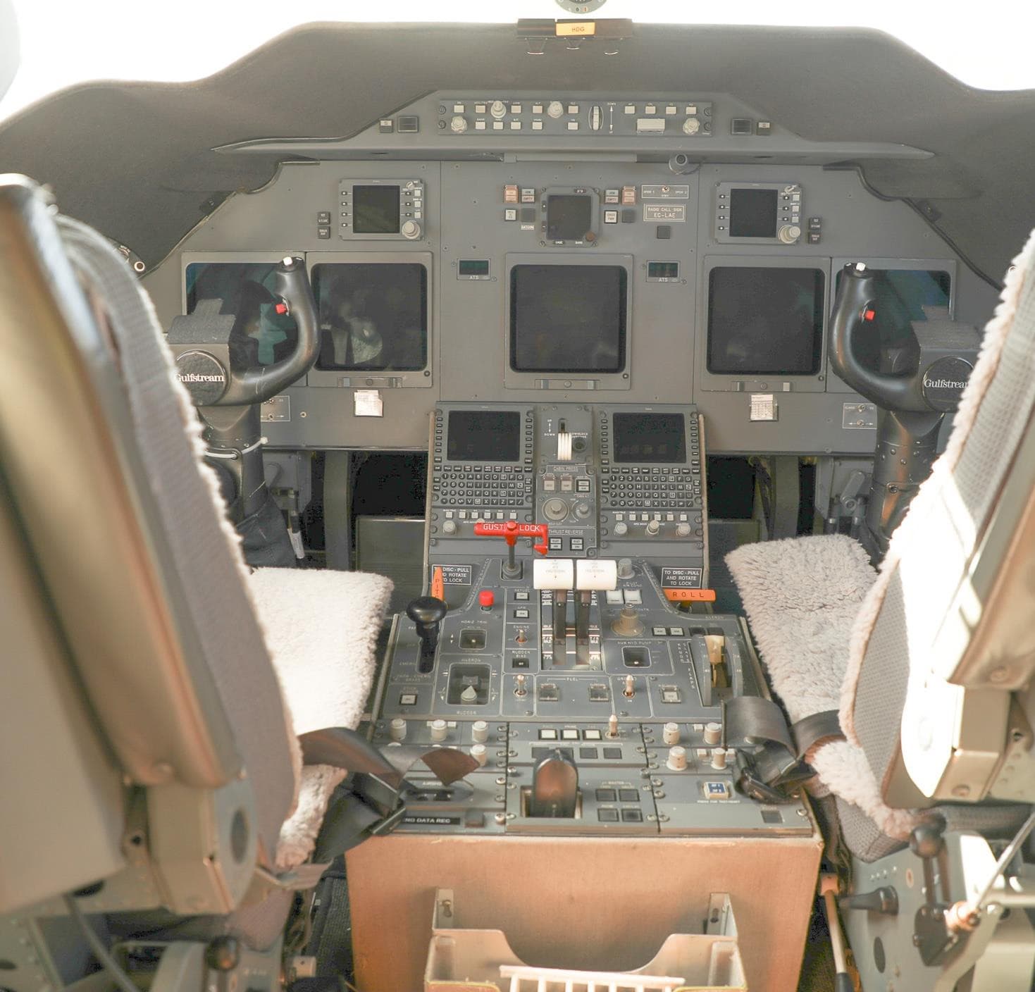 2009 Gulfstream G200 - Photo 16