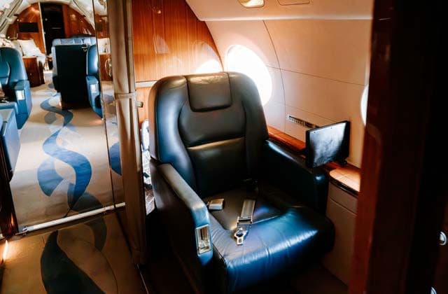 2015 Gulfstream G550 - Photo 7