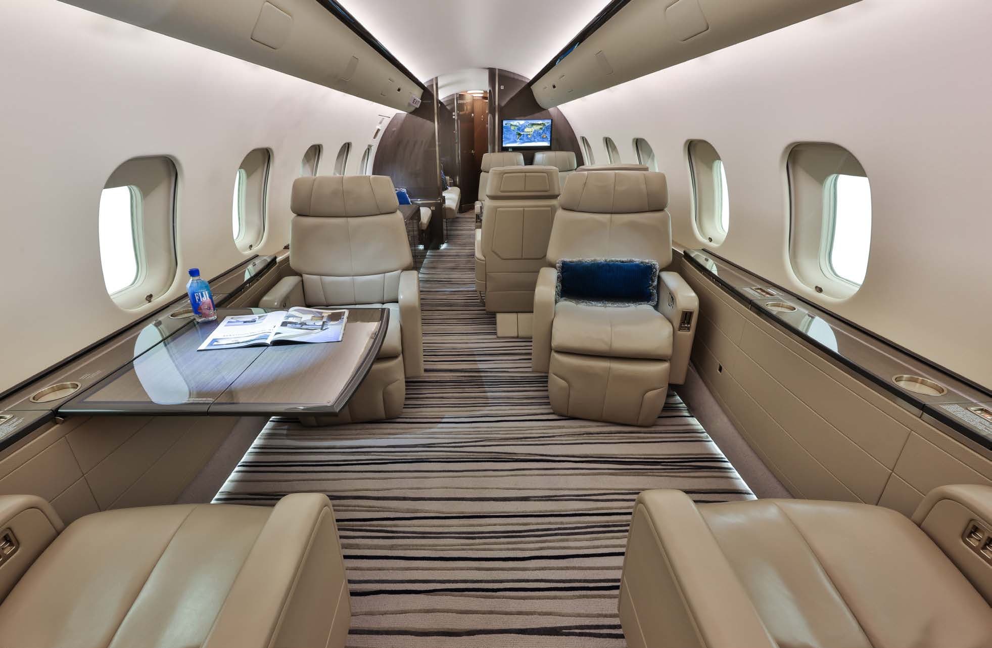 2006 Bombardier Global 5000 - Photo 2