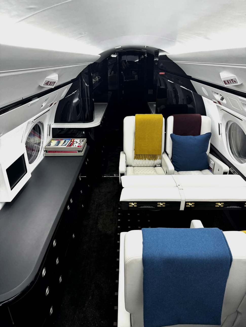 2003 Gulfstream G300 - Photo 3