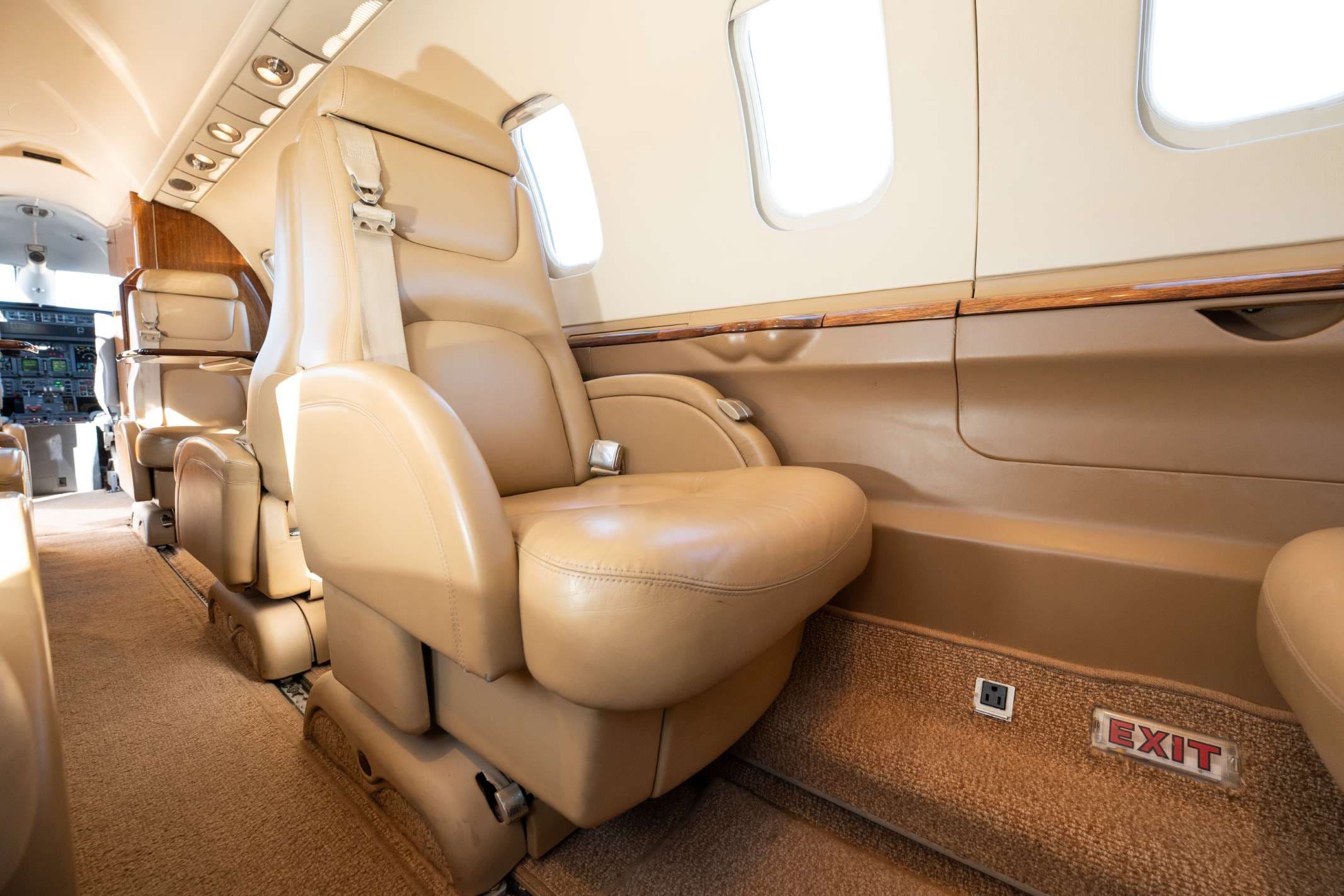 2001 Bombardier Learjet 45 - Photo 21