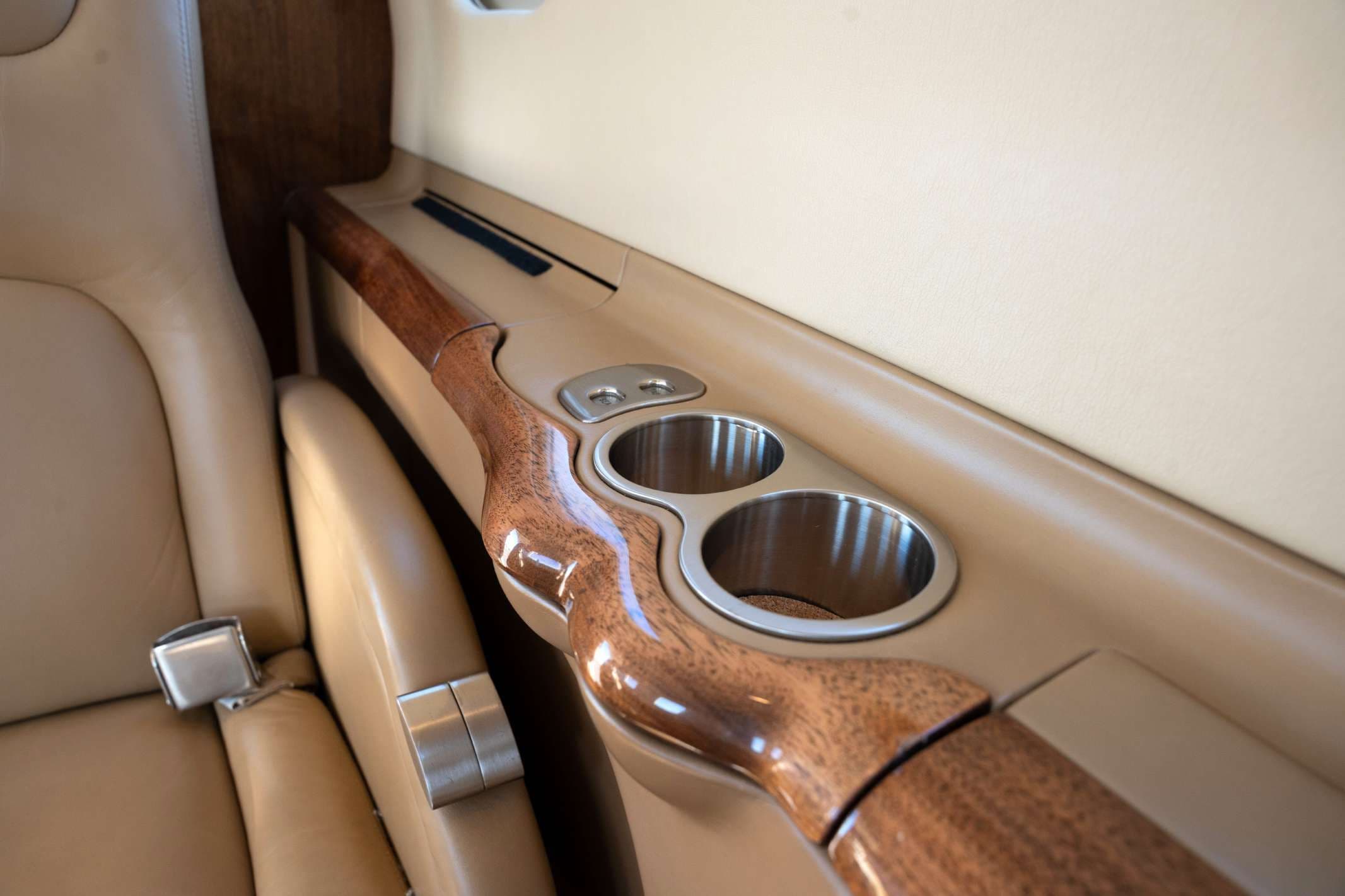 2001 Bombardier Learjet 45 - Photo 23