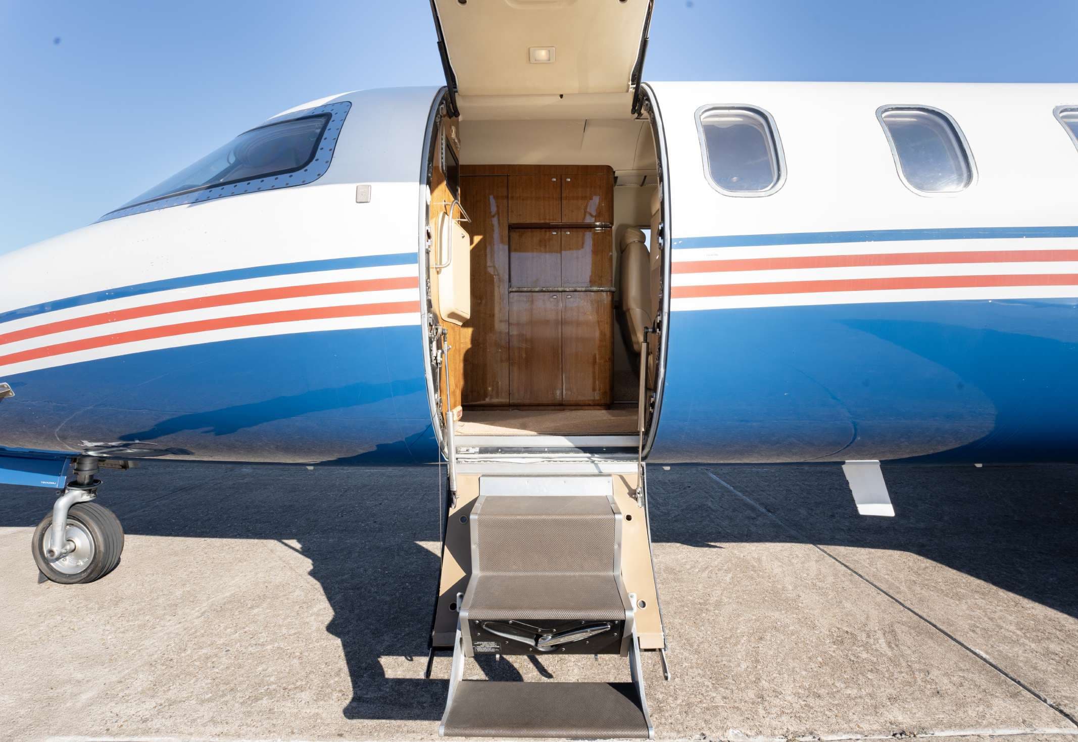 2001 Bombardier Learjet 45 - Photo 9