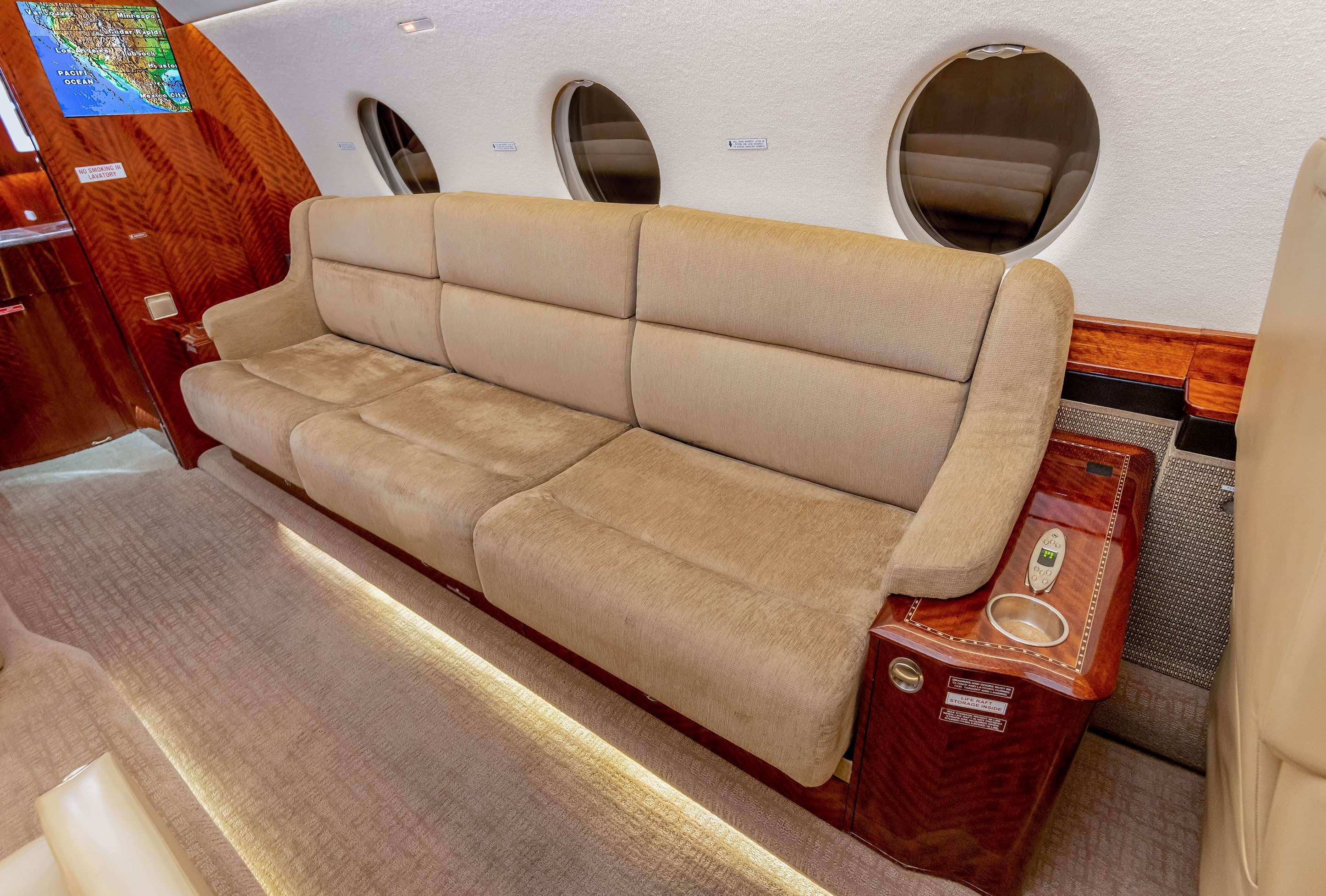 2007 Gulfstream G200 - Photo 6