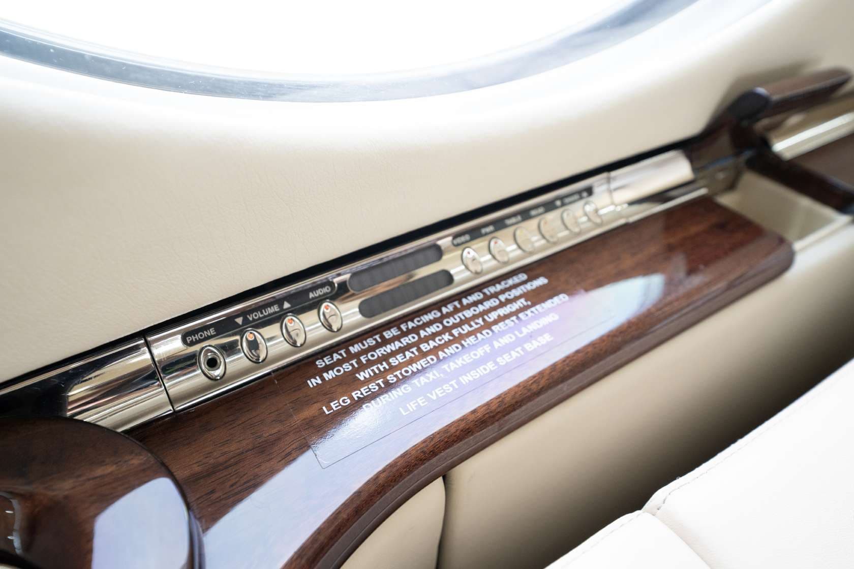 1997 Gulfstream GV - Photo 19